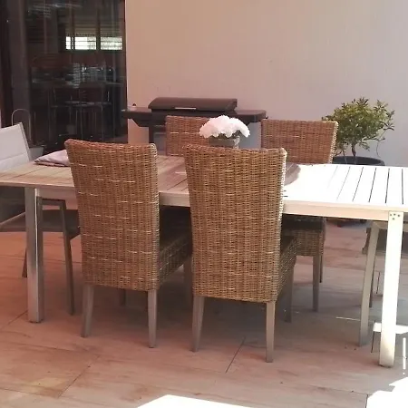 Chez Sylvie, Petit Dejeuner Offert * Val-d'Ize